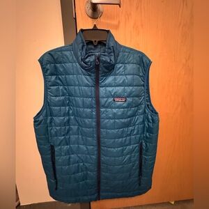 Men’s L Patagonia Vest - Light Blue